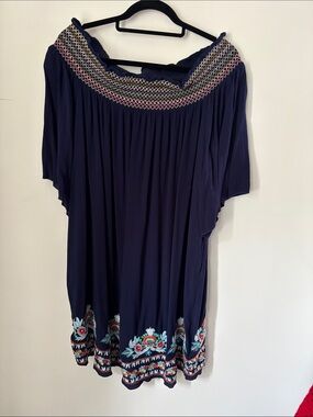 Swimsuits For All Navy Embroidered Off-Shoulder Women’s Swim Cover, sz 14/16